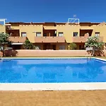 3 Bedroom Duplex Cabo Roig Hébergement de vacances *
