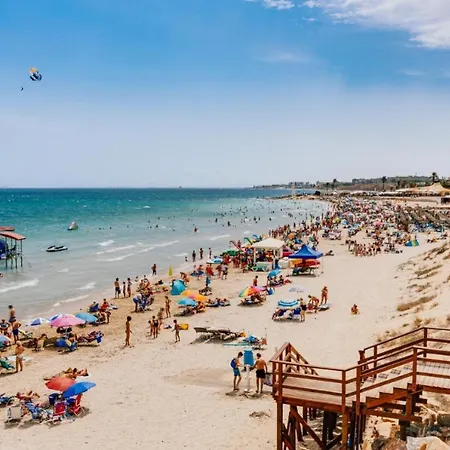 3 Bedroom Duplex Cabo Roig بيت للعطل *