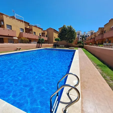 بيت للعطل 3 Bedroom Duplex Cabo Roig
