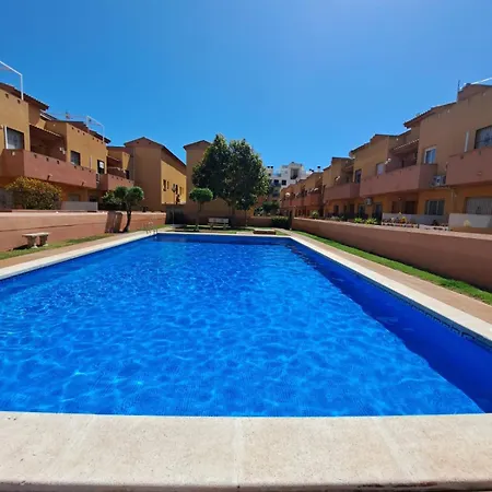 3 Bedroom Duplex Cabo Roig بيت للعطل *