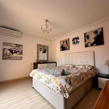 3 Bedroom Duplex Cabo Roig أوريويلا